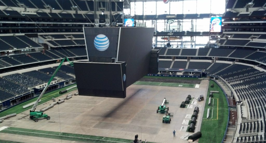 Cowboys stadium netting installation
